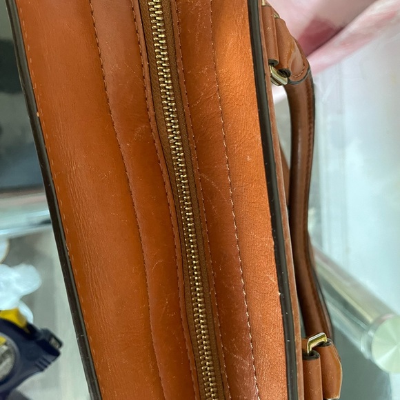 MICHAEL KORS SATCHEL - Picture 5 of 8